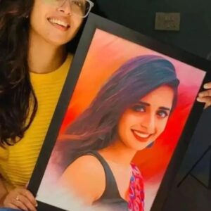 Customizable 8*12inch size Photo Frame main display image luvecloset girl showing color sketch of herself