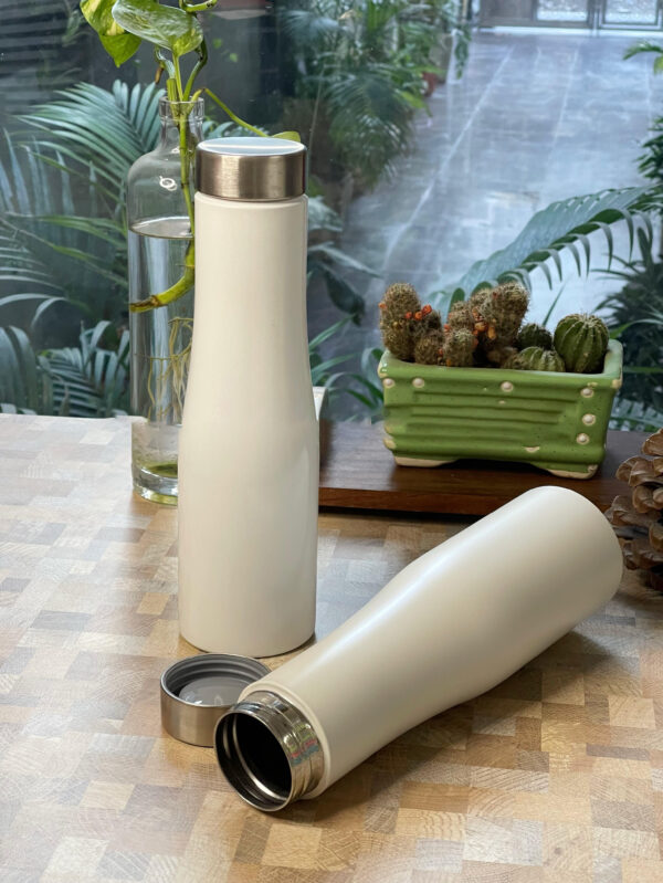 LuveCloset Customizable Name Engraved White Flora Stainless Steel Water Bottle – 1L | Single Wall, Lightweight & Durable | Personalized Reusable Bottle for Travel, Gym & Office