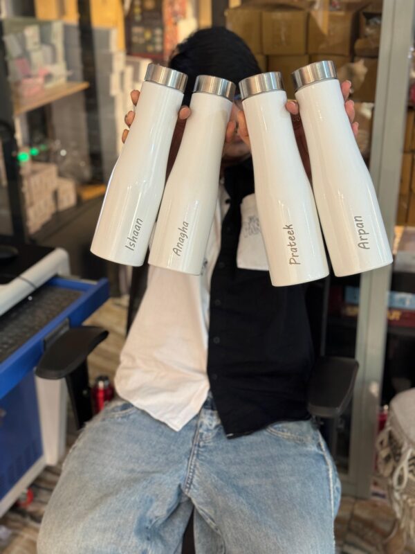 LuveCloset Customizable Name Engraved White Flora Stainless Steel Water Bottle – 1L | Single Wall, Lightweight & Durable | Personalized Reusable Bottle for Travel, Gym & Office